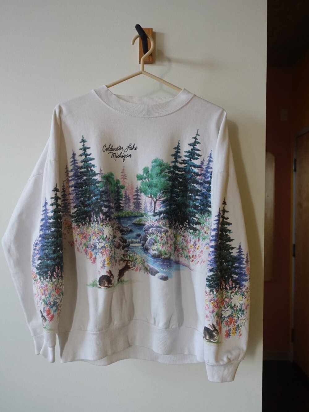 Vintage Lifestyles bunnies Scenery landscape sweatshirt unisex one size